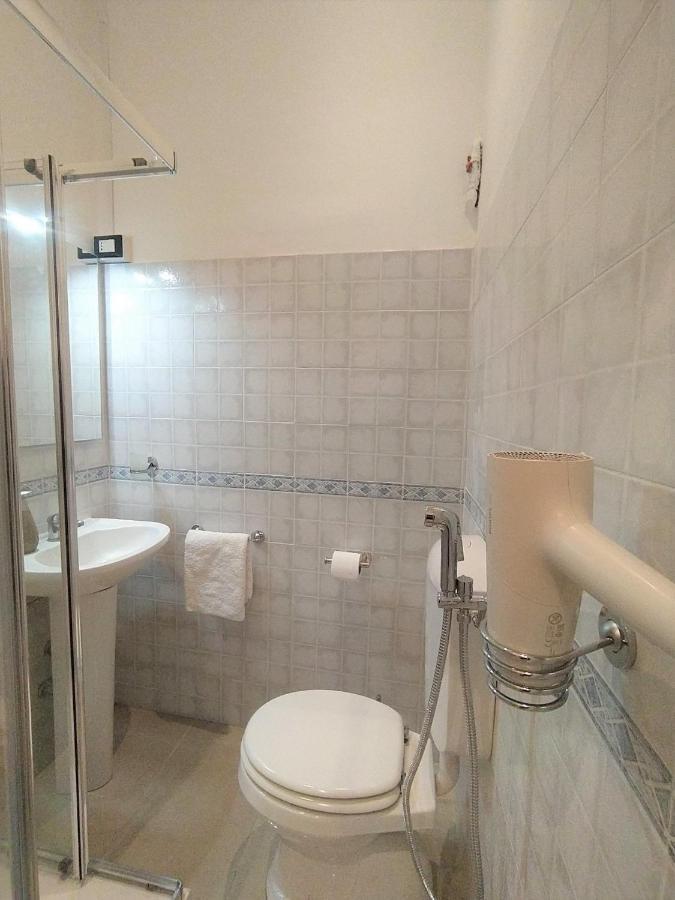 Casa 18 Fiera Apartments - Self Check In Bologna Eksteriør bilde