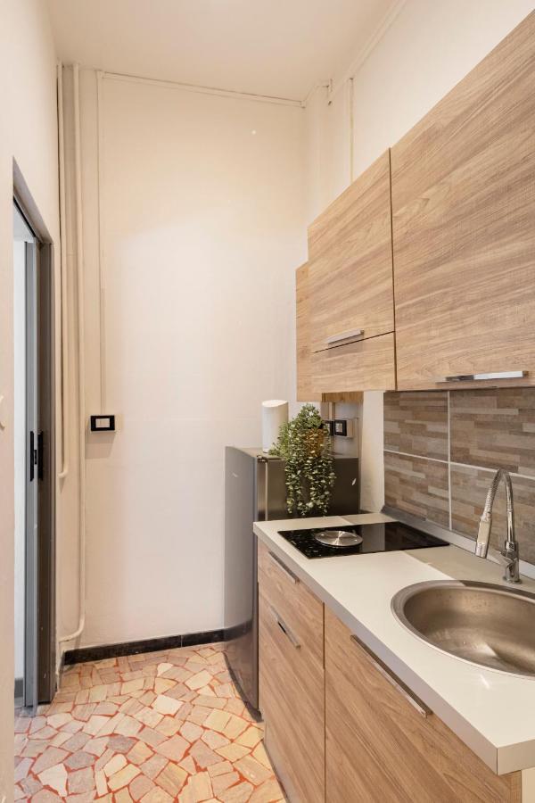 Casa 18 Fiera Apartments - Self Check In Bologna Eksteriør bilde
